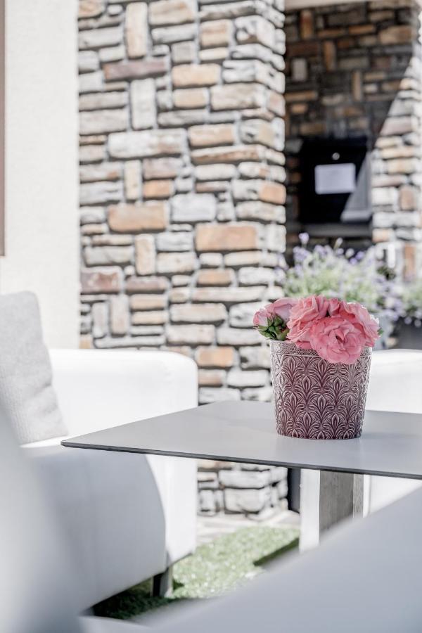Corso'S Annabell - Bed & Breakfast Solden Exterior photo